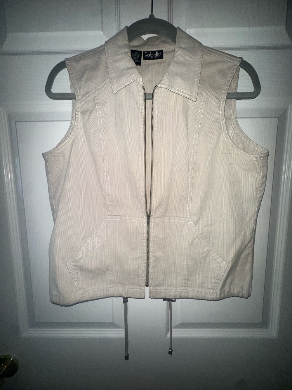Rafaella Cream Sleeveless Zip-Front Vest
